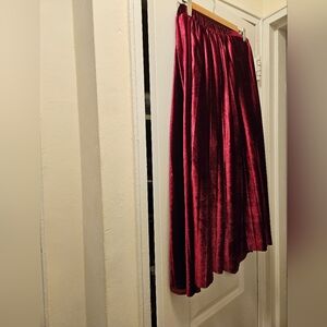 Burgundy/red velvet midi skirt, Women's Size S